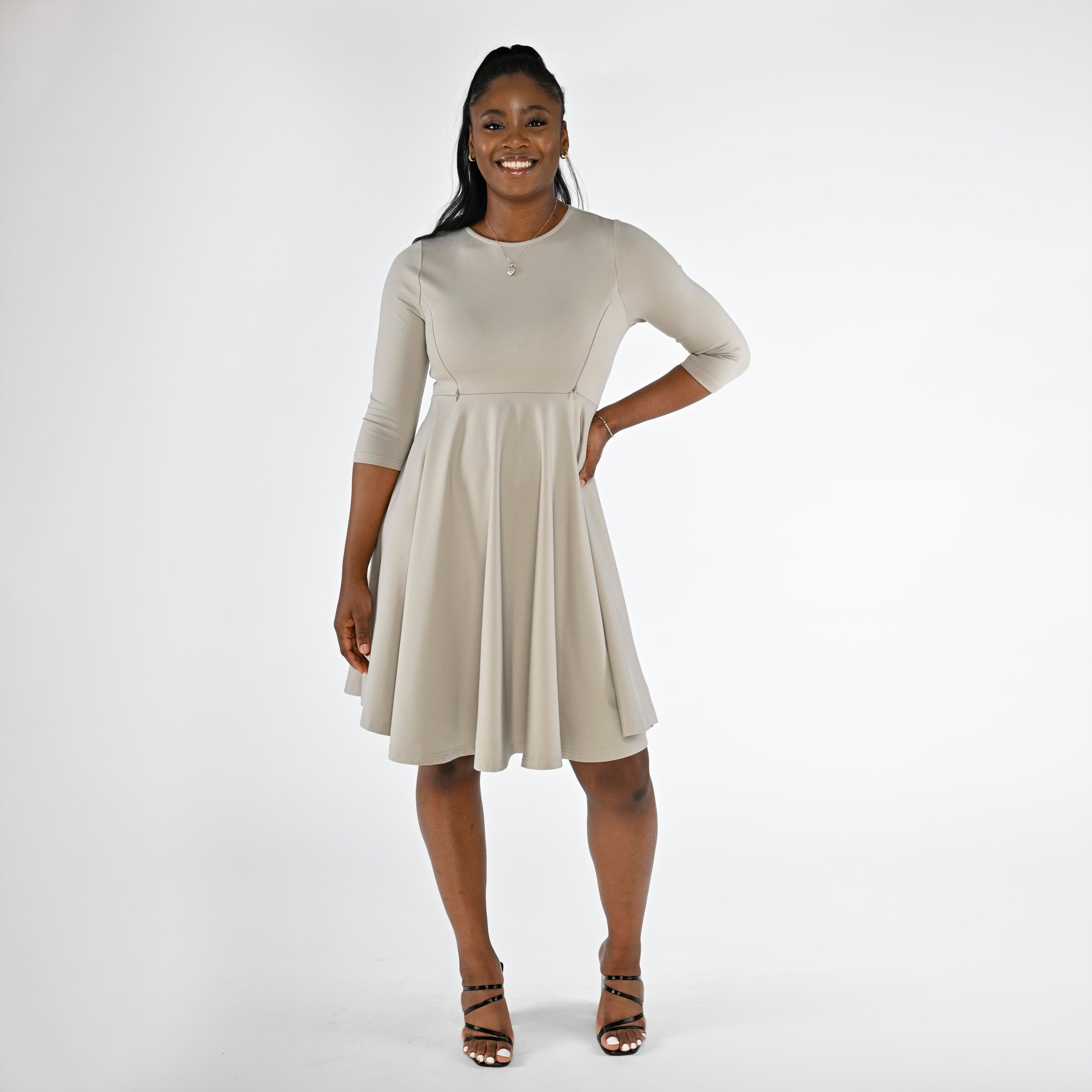 Stylish Maternity dress Yophie London Stylish Maternity dress Yophie London